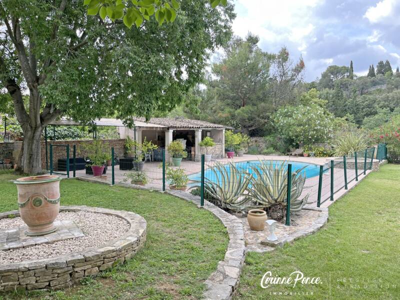 Maison à vendre, 200m², NIMES