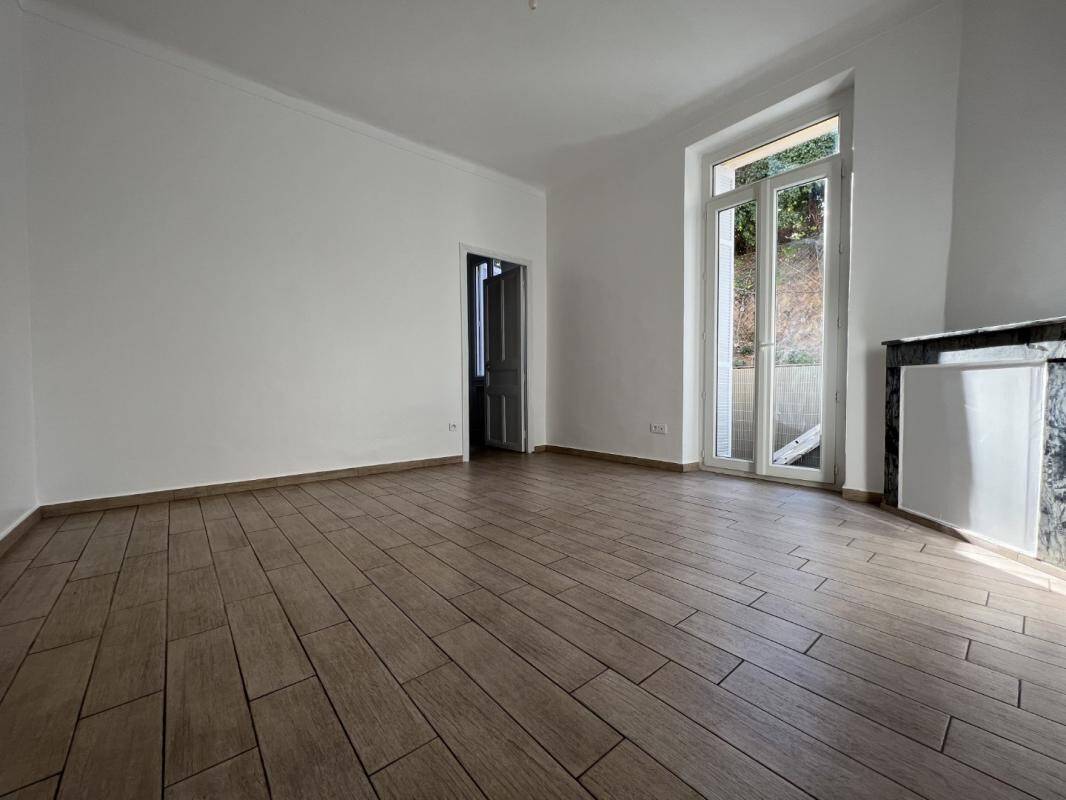 Maison à louer, 44m², AJACCIO