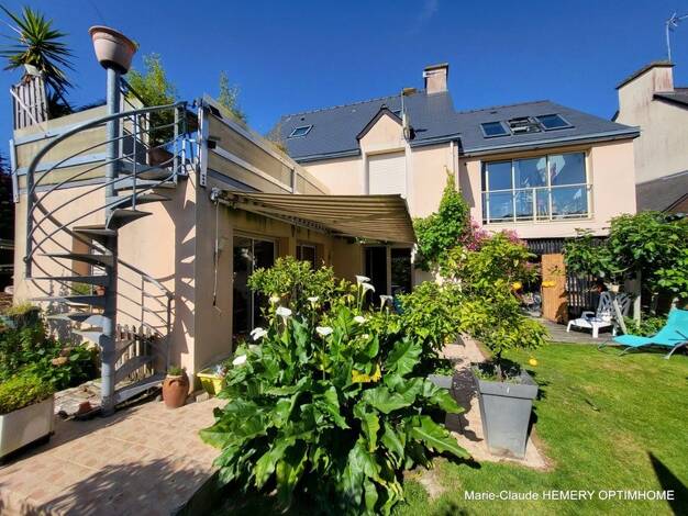 Maison à vendre 624 000 € 8 pièces 4 chambres 149 m² 378 m² de terrain Port Blanc-Saint Enogat la Malouine Dinard 35800