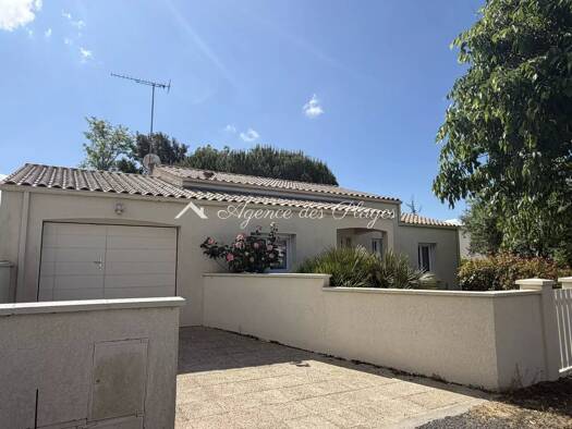 Maison à vendre 306 800 € 3 pièces 2 chambres 86,49 m² Meschers-sur-Gironde 17132