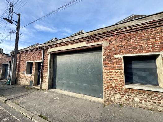 Entrepôt à vendre 191 900 € 370 m² d'espace de stockage Saint Jean Saint-Quentin 02100