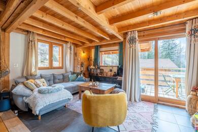 Chalet à vendre 588 000 € 4 pièces 2 chambres 83 m² 807 m² de terrain Les Villards-sur-Thônes 74230