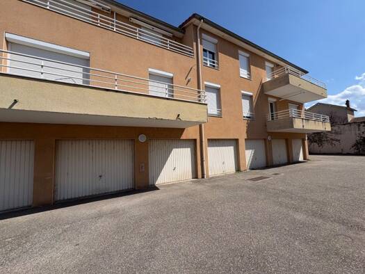 Appartement à vendre 180 000 € 3 pièces 2 chambres 76 m² Bourg d'Andrezieux Andrézieux-Bouthéon 42160