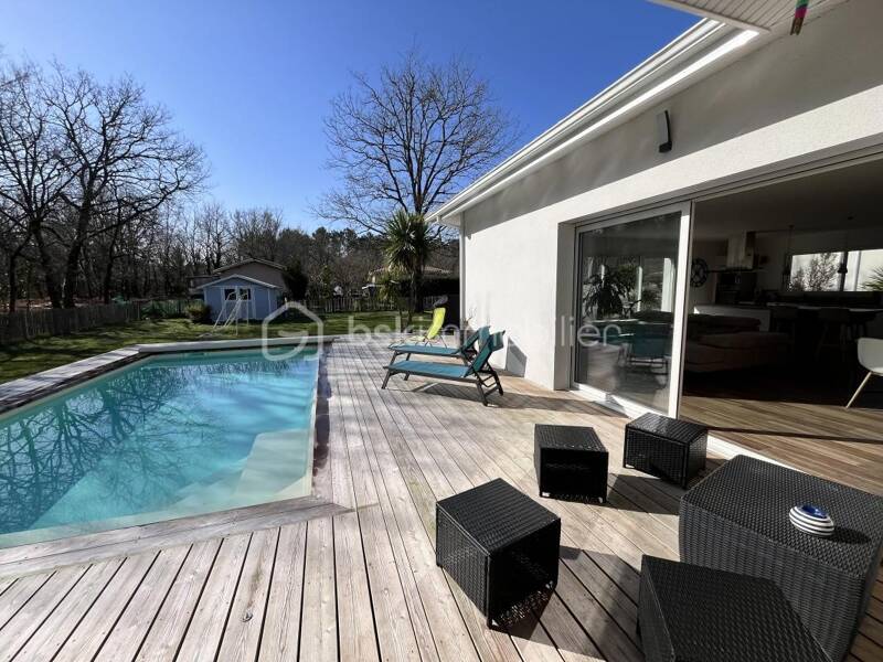 Maison à vendre, 130m², GRAYAN ET L'HOPITAL