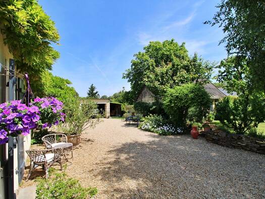 Maison à vendre 299 900 € 4 pièces 3 chambres 116 m² 2 830 m² de terrain Brissac Quince 49320