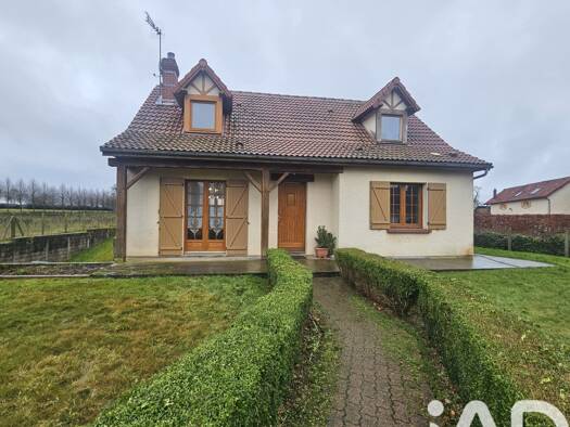 Maison à vendre 159 000 € 5 pièces 4 chambres 100 m² 1 280 m² de terrain Foucaucourt-Hors-Nesle 80140