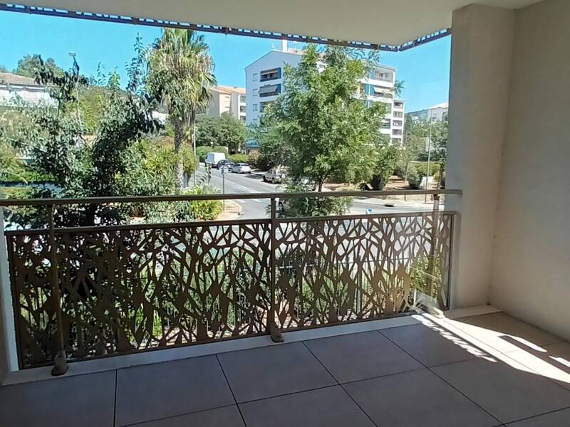 Maison à louer, 57m², HYERES