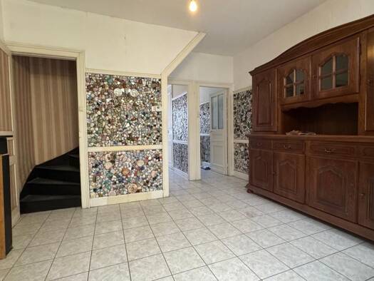 Maison à vendre 107 000 € 4 pièces 3 chambres 102,19 m² 129 m² de terrain Cheminots-Acacias-Faubourg de Lille Valenciennes 59300