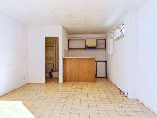 Appartement à vendre 89 500 € 1 pièce 23,68 m² RDC/1 Bas Maule 78580
