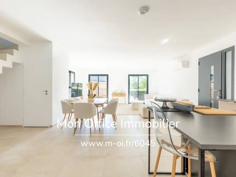 Maison à vendre, 108m², SIMIANE COLLONGUE