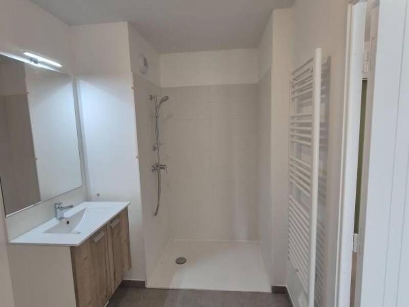 Maison à louer, 43m², SIMANDRES