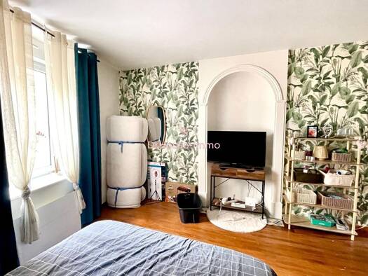 Appartement à louer 330 € 2 pièces 1 chambre 43 m² RDC Darney 88260