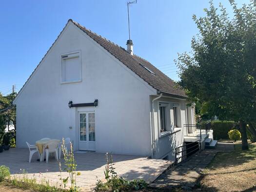 Maison à vendre 299 250 € 6 pièces 4 chambres 110 m² 600 m² de terrain Saint Laurent-Les Roncettes Crépy-en-Valois 60800