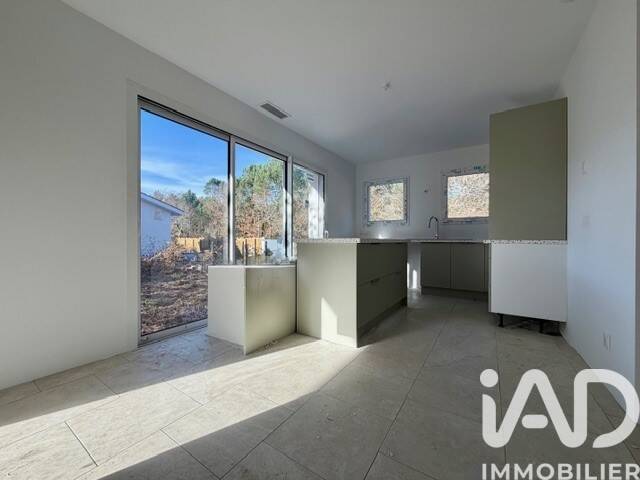 Maison à vendre, 116m², VIELLE SAINT GIRONS