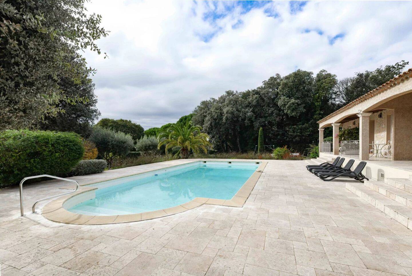 Maison à vendre, 243m², SERVIERS ET LABAUME