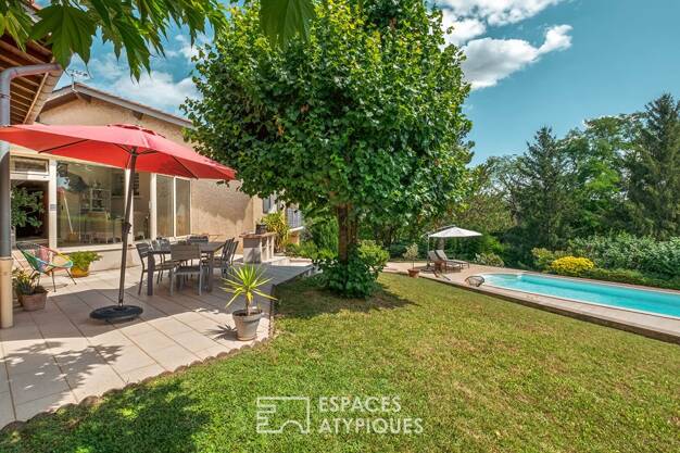Maison de plain-pied à vendre 730 000 € 6 pièces 4 chambres 150 m² 2 423 m² de terrain Solaize 69360