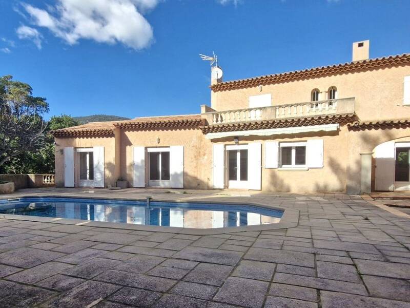 Maison à louer, 148m², CAVALAIRE SUR MER
