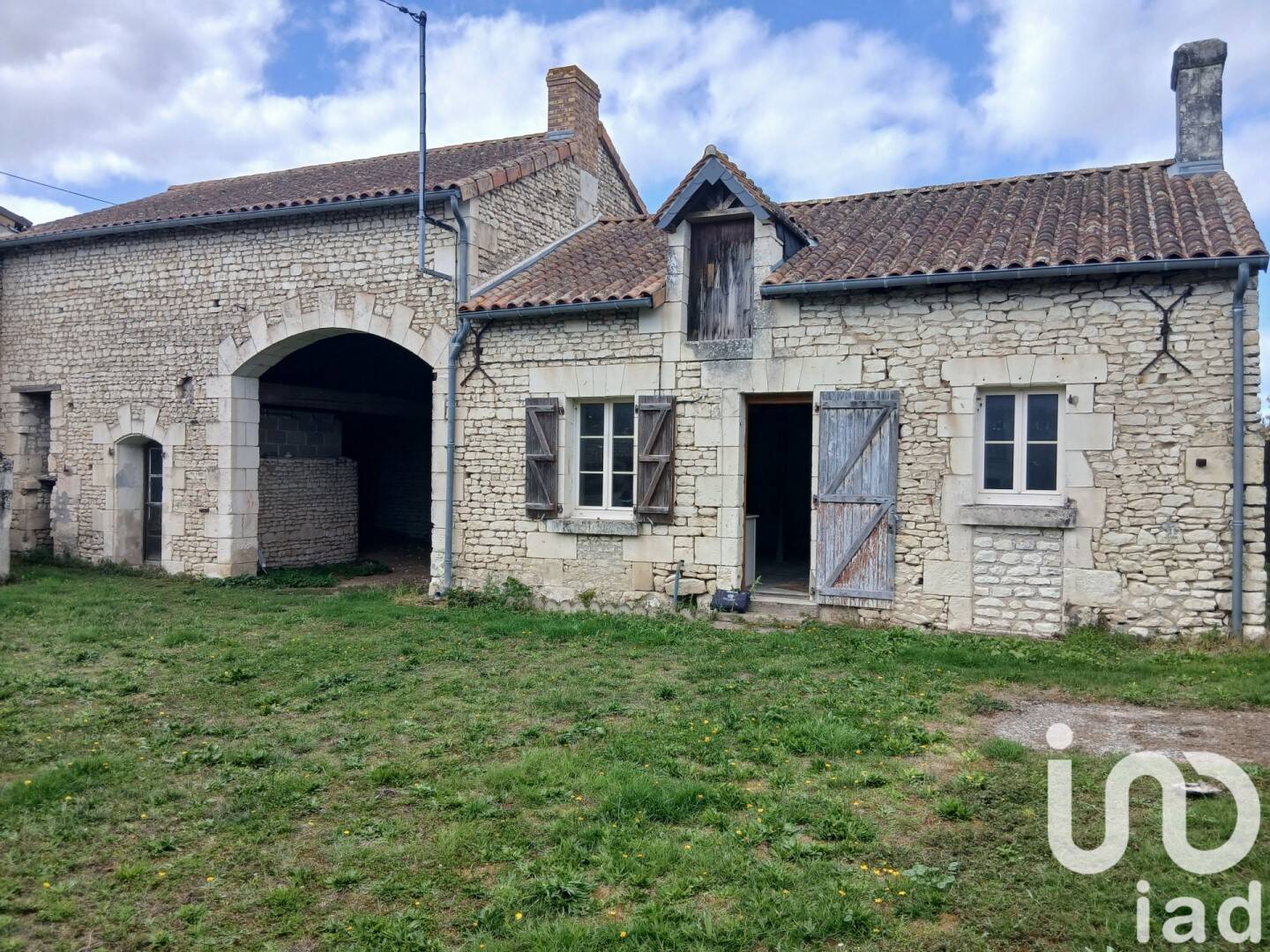 Maison à vendre, 44m², LA TOUR SAINT GELIN