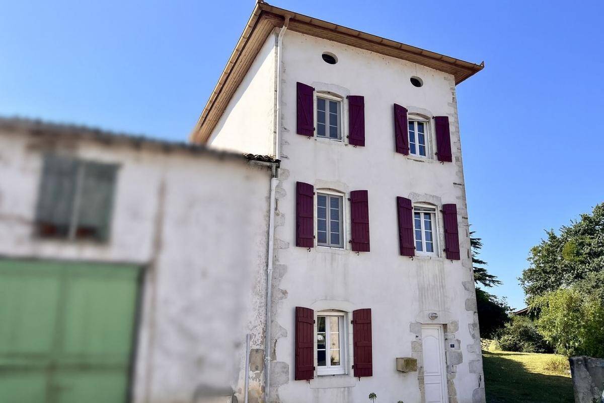 Maison à vendre, 140m², PEYREHORADE