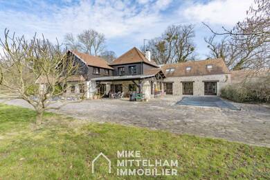Maison de ville à vendre 1 370 000 € 17 pièces 8 chambres 549 m² 25 480 m² de terrain Goussonville 78930
