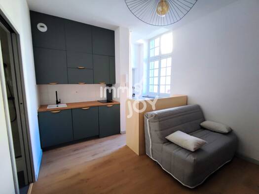 Studio à louer 490 € 1 pièce 16,9 m² Étage 2/3 Bourg-Charité Narbonne 11100