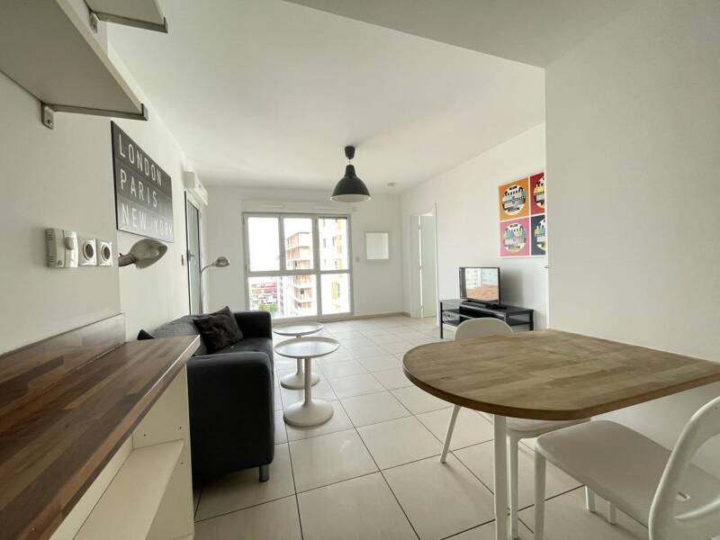 Maison à louer, 48m², MARSEILLE 3E