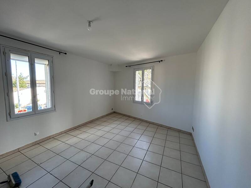 Maison à louer, 64m², JONQUIERES SAINT VINCENT