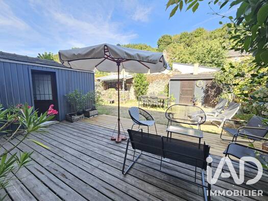 Maison de ville à vendre 478 000 € 9 pièces 6 chambres 178 m² 236 m² de terrain Bourg Cancale 35260