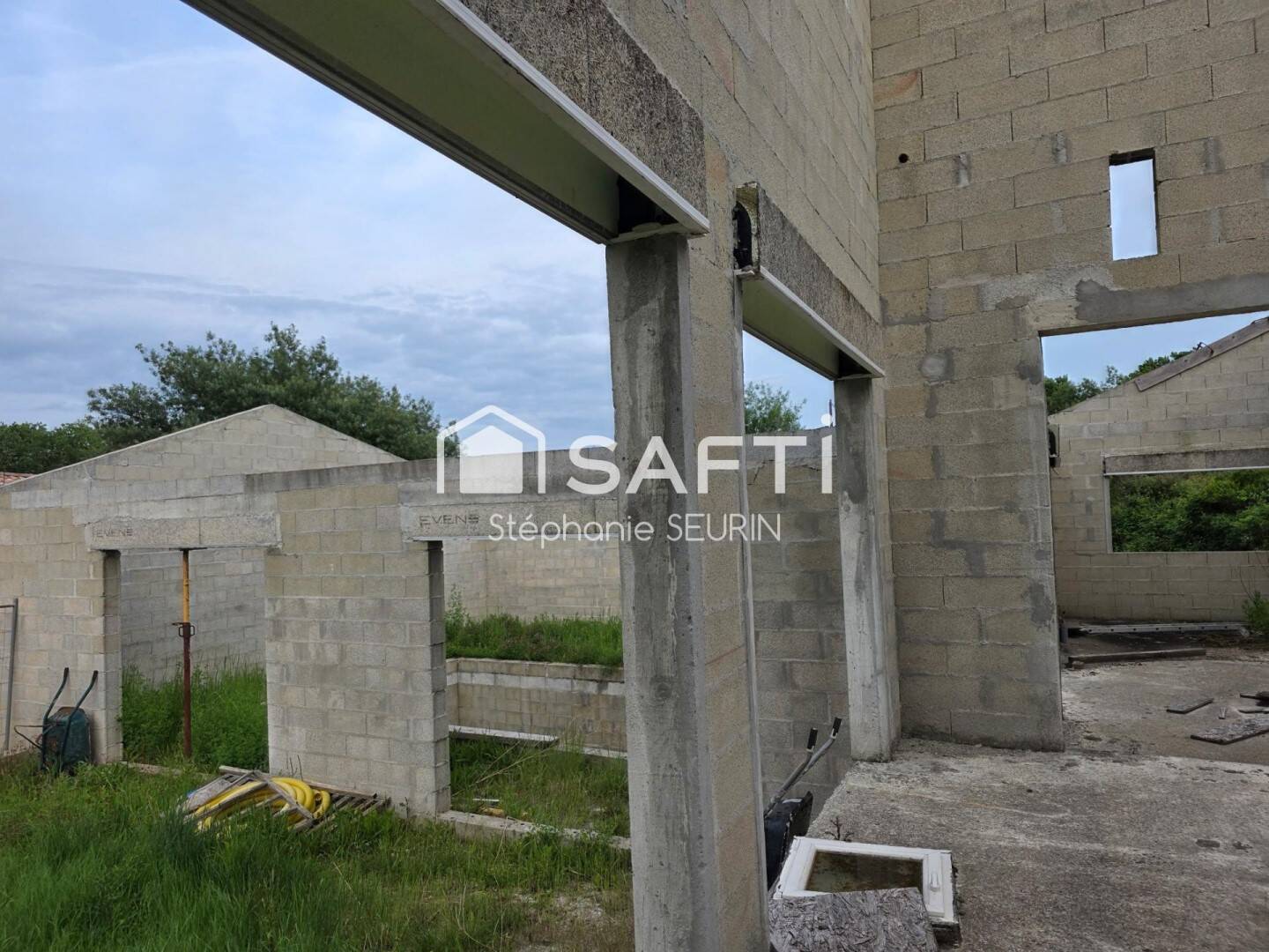 Maison à vendre, 200m², MONTLIEU LA GARDE