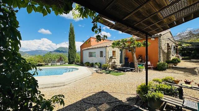 Maison à vendre, 220m², ENTRECHAUX