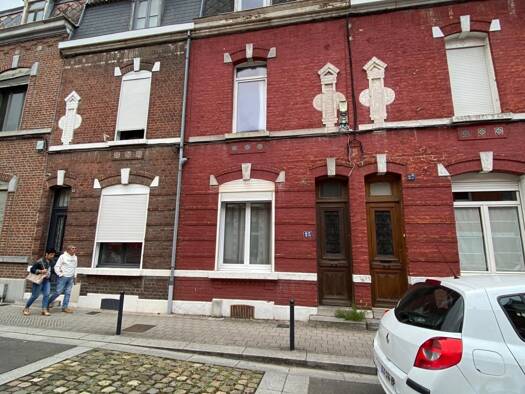 Maison à vendre 136 500 € 6 pièces 2 chambres 95 m² 150 m² de terrain Valenciennes 59300