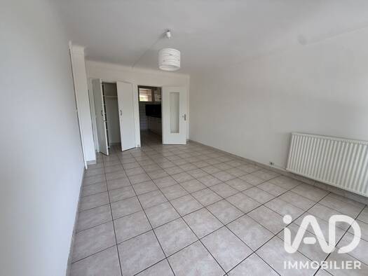 Appartement à vendre 75 000 € 1 pièce 29,46 m² 1er étage Lopy-chemin des Deux Routes Avignon 84000