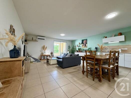 Appartement à vendre 249 000 € 3 pièces 2 chambres 89,5 m² 1er étage Saint-Laurent-d'Aigouze 30220