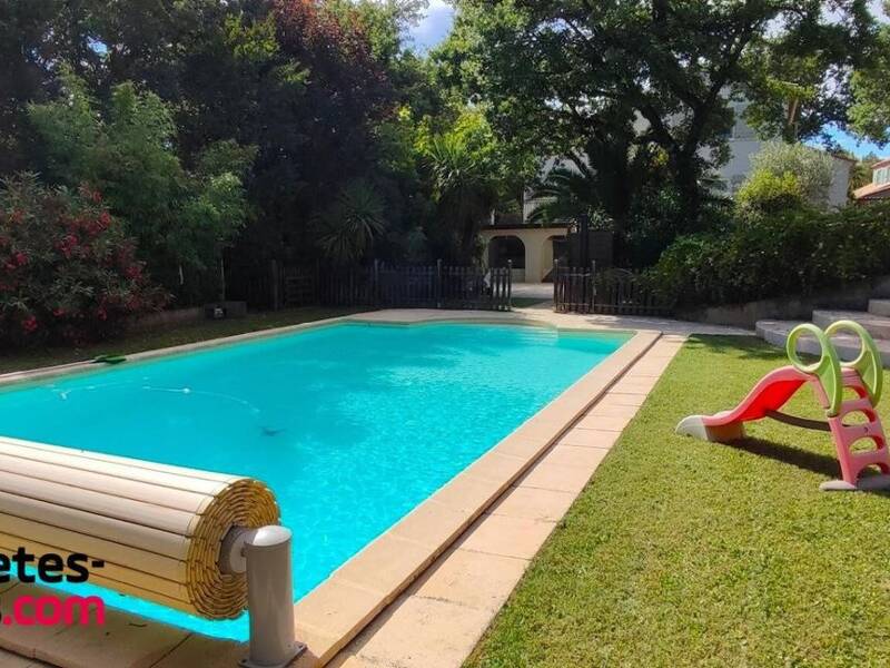 Maison à vendre, 213m², POURRIERES