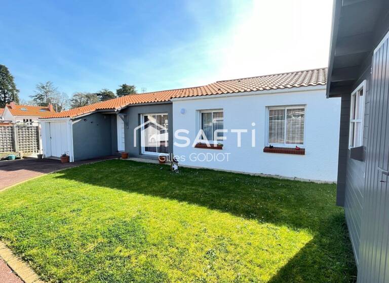 Maison de plain-pied à vendre 399 500 € 6 pièces 4<br/>chambres 115 m²<br/>superficie 700 m²<br/>terrain Chêne-Grassinière Vertou 44120