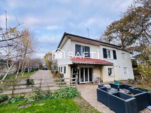Maison à vendre 166 300 € 4 pièces 3 chambres 93 m² 1 008 m² de terrain Nogent-sur-Seine 10400