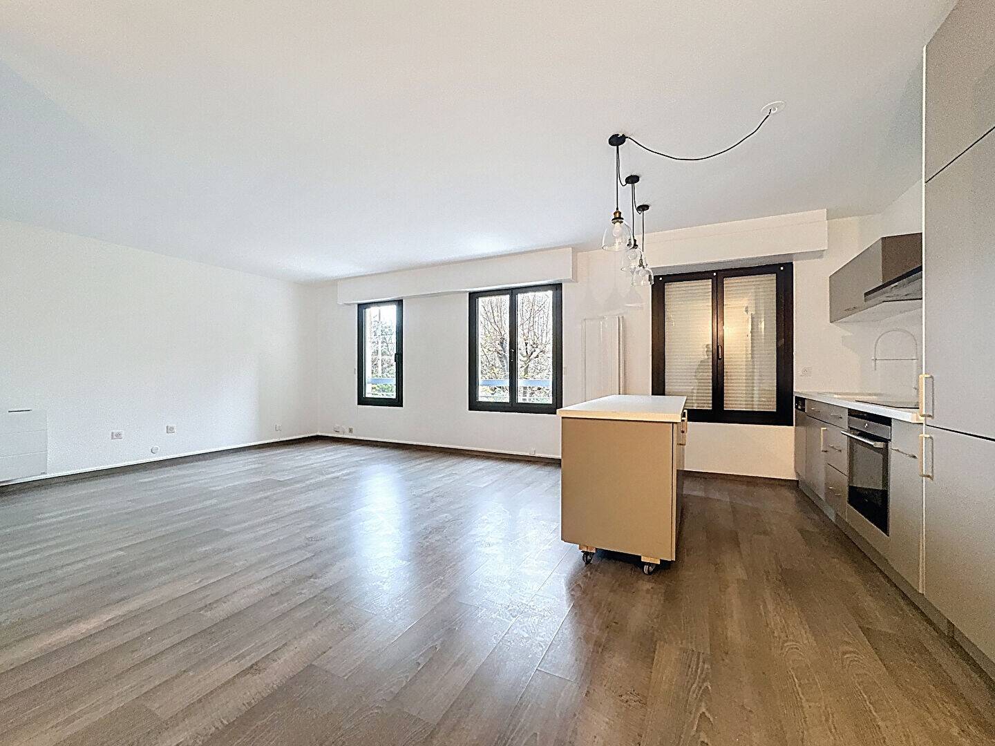 Maison à louer, 54m², COURBEVOIE