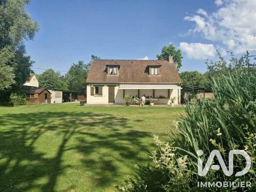 Demeure à vendre 513 000 € 5 pièces 3 chambres 127 m² 87 932 m² de terrain La Neuville-lès-Bray 80340