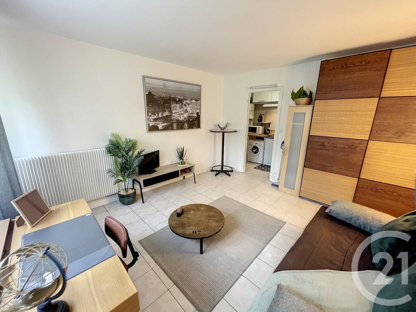 Maison à louer, 22m², COURCOURONNES