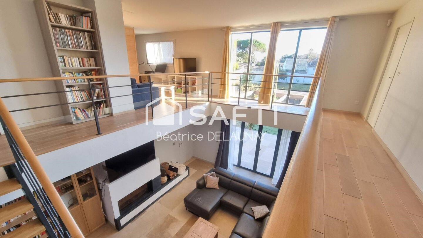 Maison à vendre, 230m², SAINT LAURENT D'AIGOUZE