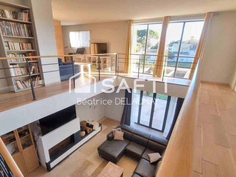 Maison à vendre, 230m², SAINT LAURENT D'AIGOUZE