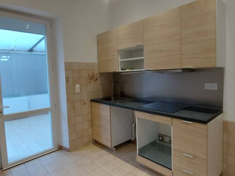 Maison à louer, 55m², SIMIANE COLLONGUE