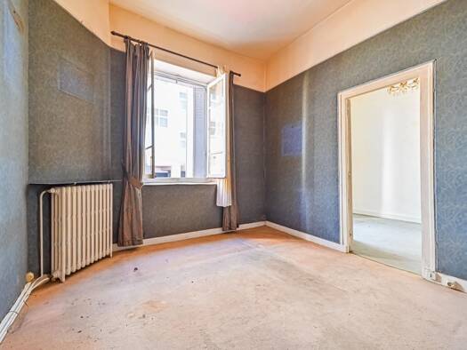 Appartement à vendre 420 000 € 3 pièces 2 chambres 54,42 m² RDC Trudaine-Maubeuge Paris 9ème arrondissement 75009