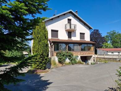 Maison à vendre 187 000 € 10 pièces 8 chambres 246 m² 2 113 m² de terrain Champdivers 39500