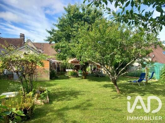 Maison à vendre 199 000 € 8 pièces 7 chambres 160 m² 575 m² de terrain Beaumont-les-Autels 28480