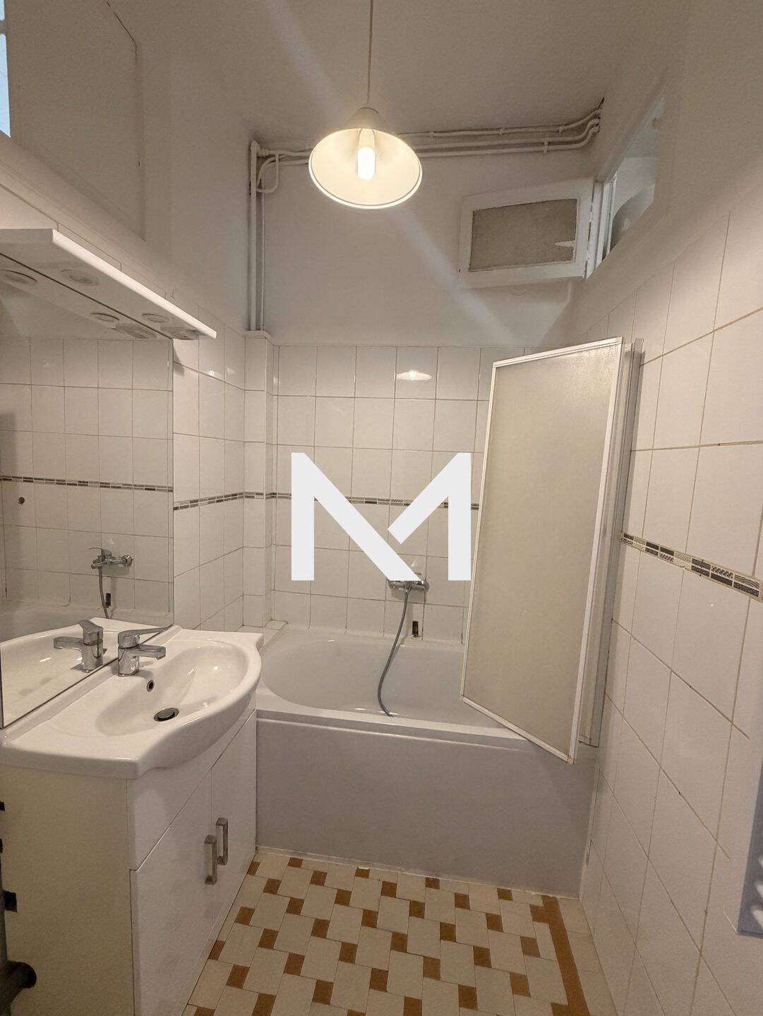GRENOBLE - 30 RUE NICOLAS CHORIER - GRAND STUDIO AVEC BALCON — 4