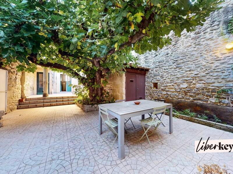 Maison à vendre, 226m², GALLARGUES LE MONTUEUX