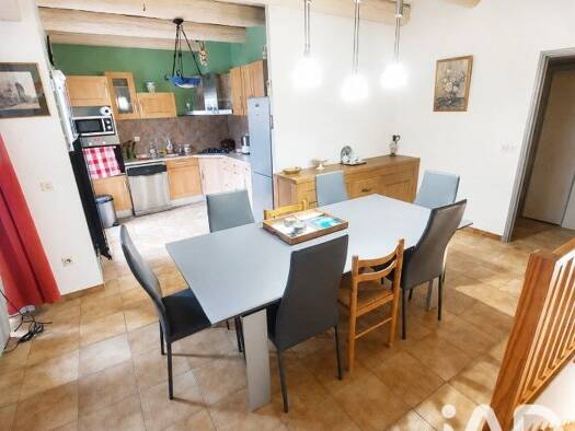 Maison à vendre 239 500 € 5 pièces 3 chambres 174 m² 11 m² de terrain Générac 30510