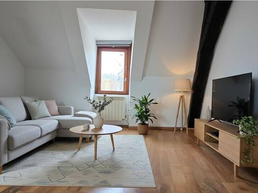 Appartement à vendre 150 000 € 2 pièces 1 chambre 52,53 m² Étage 2/2 Bruyères-le-Châtel 91680