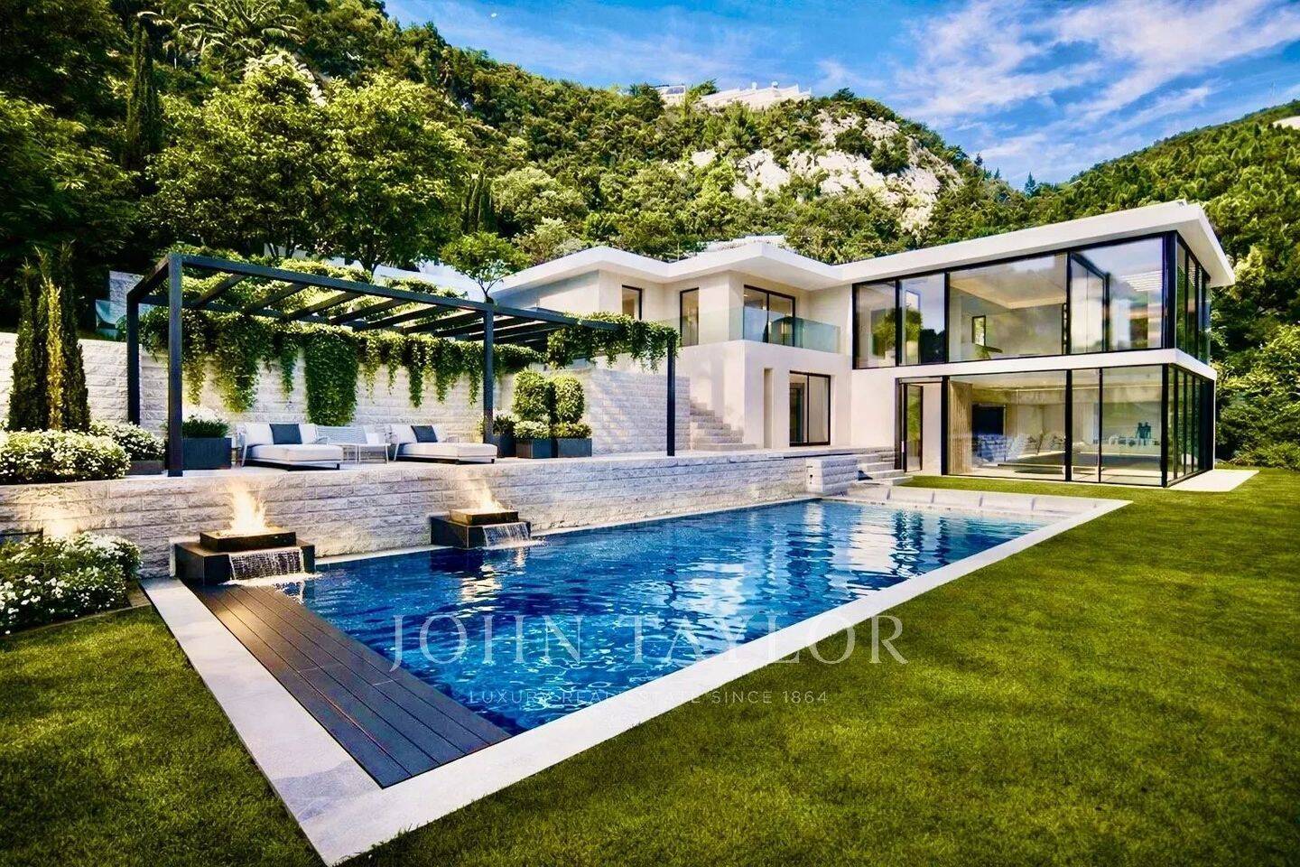 Maison à vendre, 370m², LA TURBIE